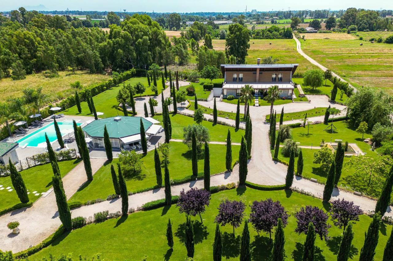 Casale Delle Ronde B&B 拉蒂纳 外观 照片