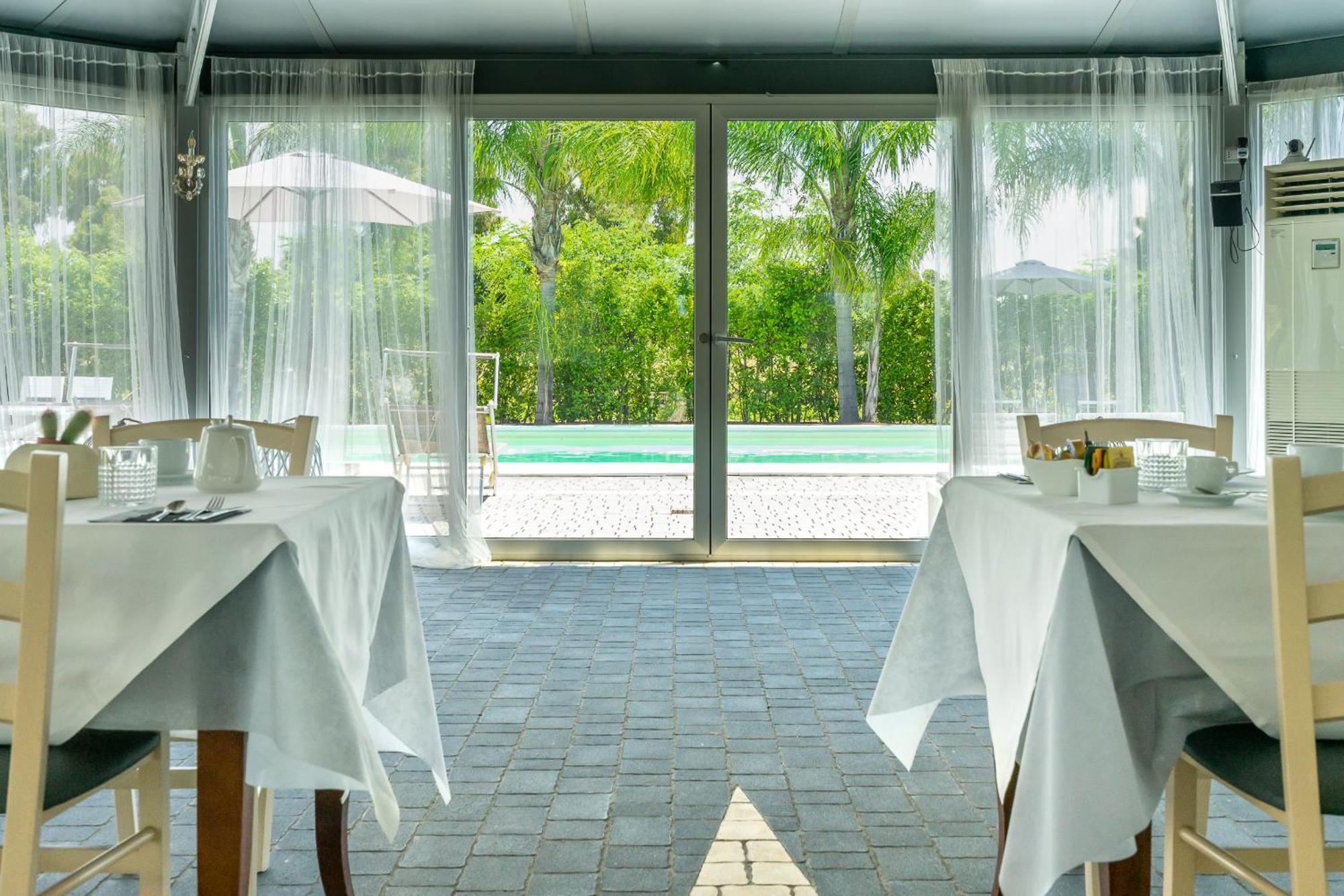 Casale Delle Ronde B&B 拉蒂纳 外观 照片