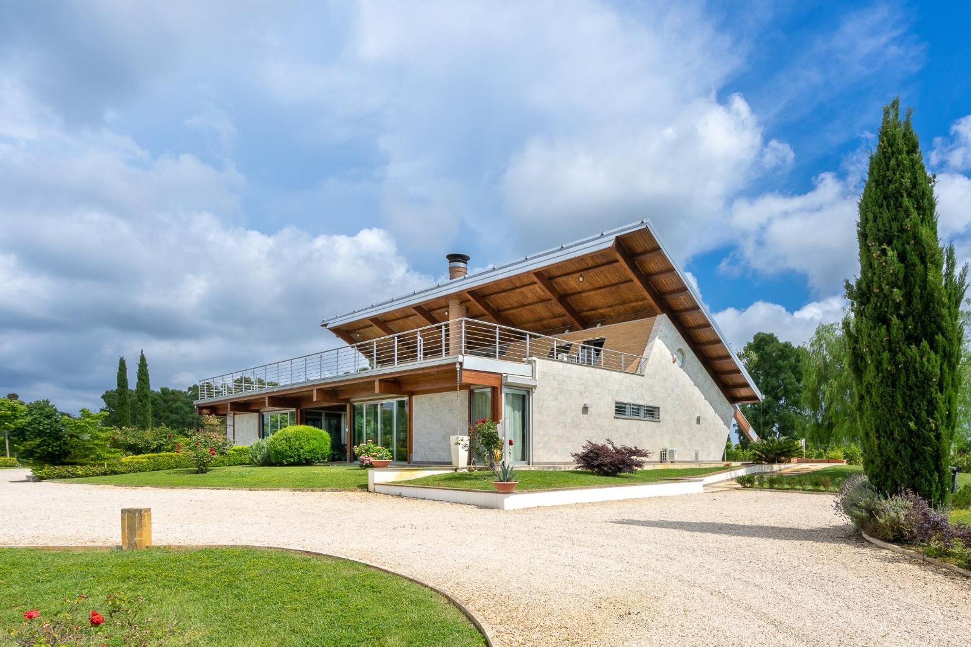 Casale Delle Ronde B&B 拉蒂纳 外观 照片