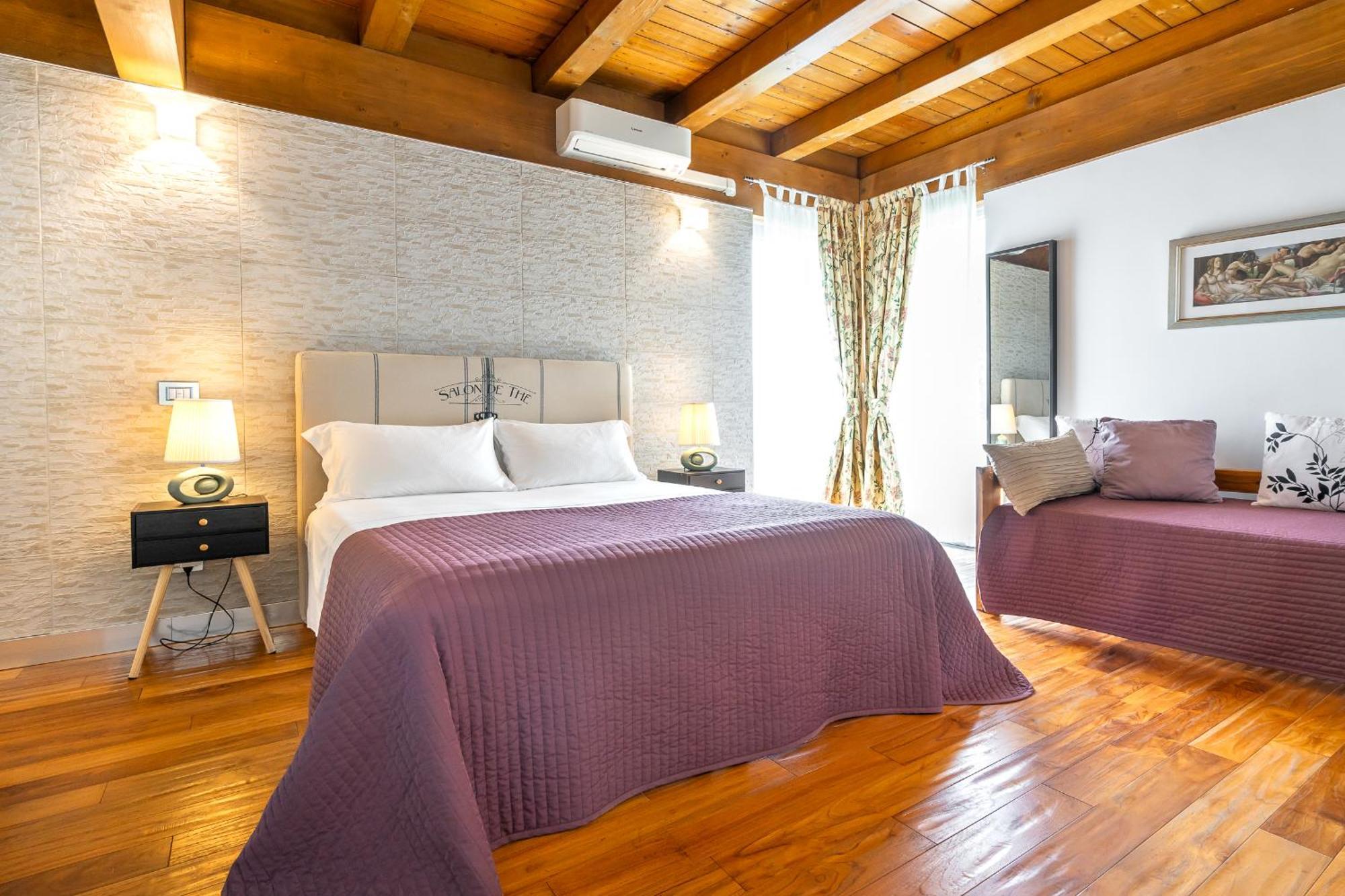 Casale Delle Ronde B&B 拉蒂纳 外观 照片